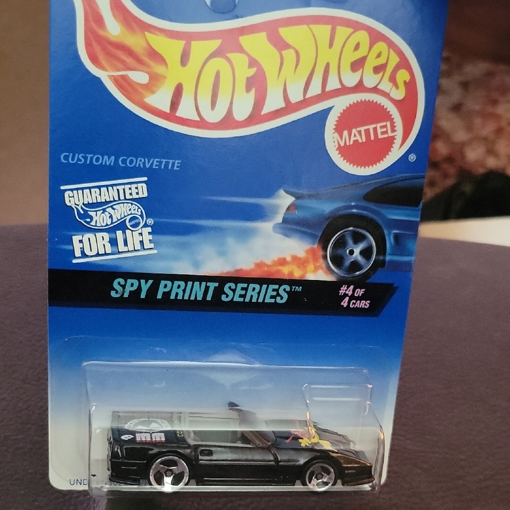 Hot Wheels Spy Print Series Custom Corvette - Black